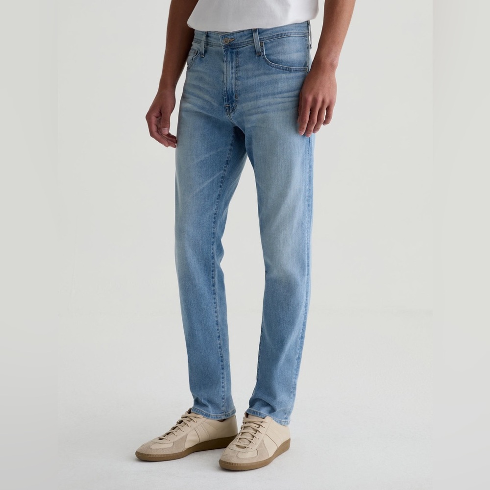 AG Tellis modern slim in Laurel wash NWOT